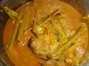 Mutton Murungakkai Kuzhambu_cook